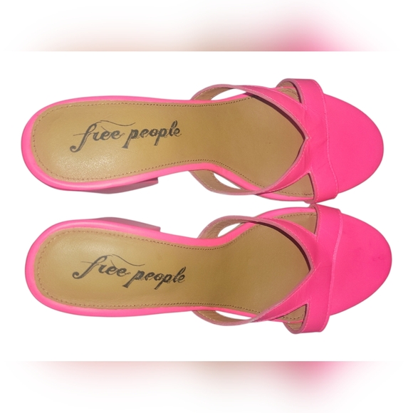 Free People Neon Pink Block V Heel Open Toe Sandals Sz 40 - Picture 4 of 9
